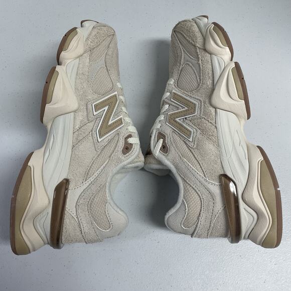 New Balance 9060 Bisque Sea Salt U9060CCB Size 6 Men Size 7.5 Women Workout main image 4